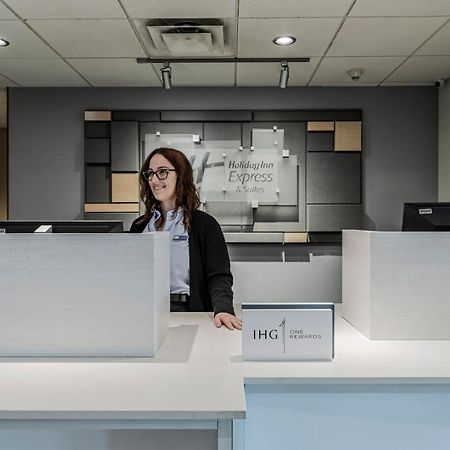 Holiday Inn Express Hotel & Suites Saint - Hyacinthe By Ihg Exteriér fotografie