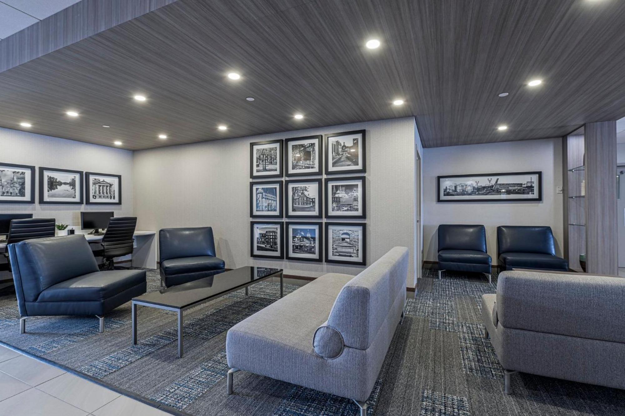 Holiday Inn Express Hotel & Suites Saint - Hyacinthe By Ihg Exteriér fotografie