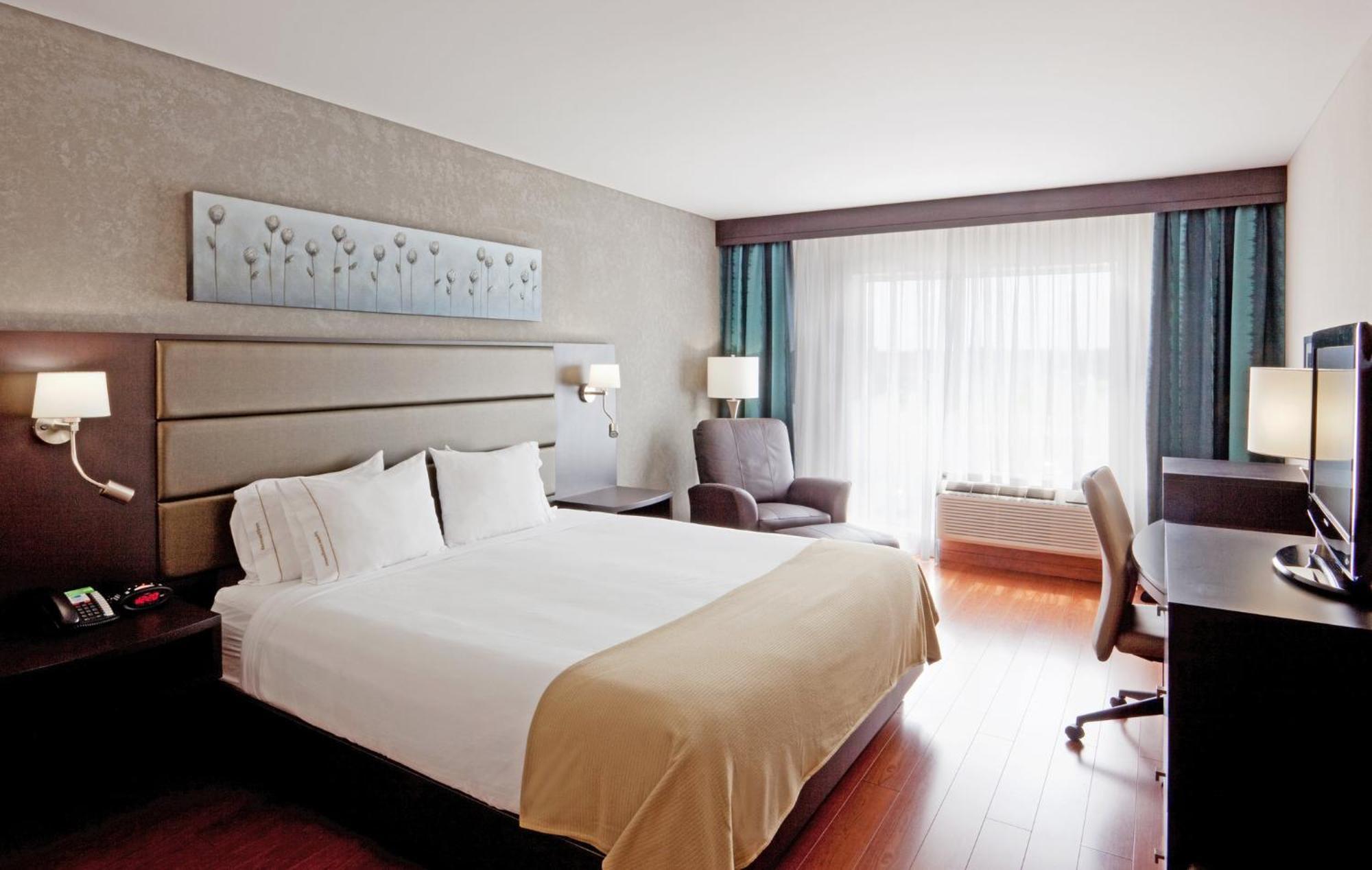Holiday Inn Express Hotel & Suites Saint - Hyacinthe By Ihg Exteriér fotografie