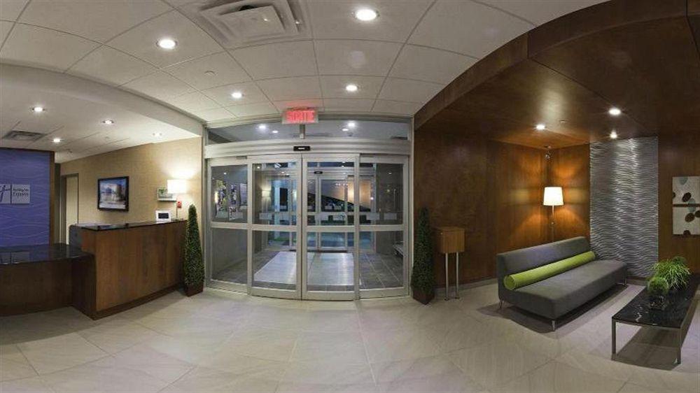 Holiday Inn Express Hotel & Suites Saint - Hyacinthe By Ihg Exteriér fotografie