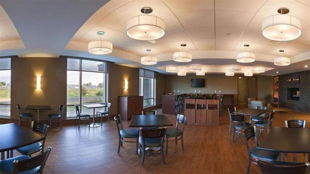 Holiday Inn Express Hotel & Suites Saint - Hyacinthe By Ihg Exteriér fotografie