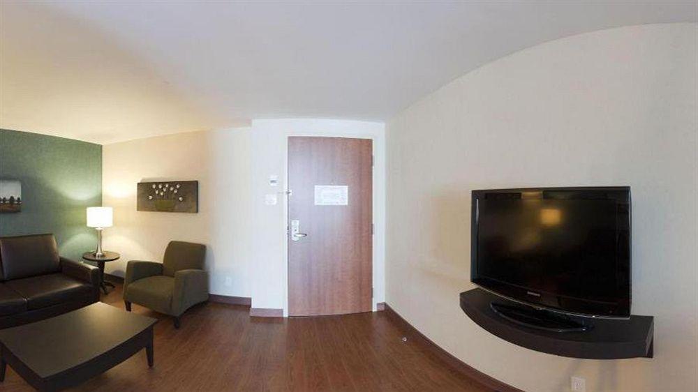 Holiday Inn Express Hotel & Suites Saint - Hyacinthe By Ihg Exteriér fotografie